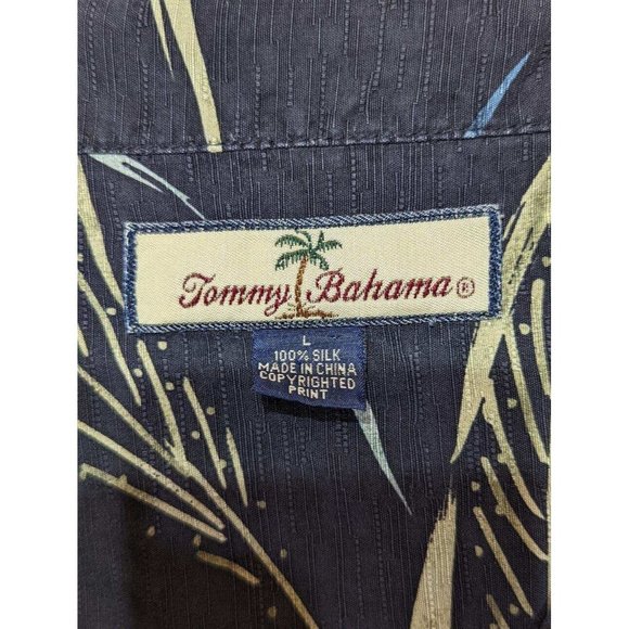 Tommy Bahama Short Sleeved 100% Silk Button Up Floral Hawaiian Shirt Size Large - Picture 3 of 4